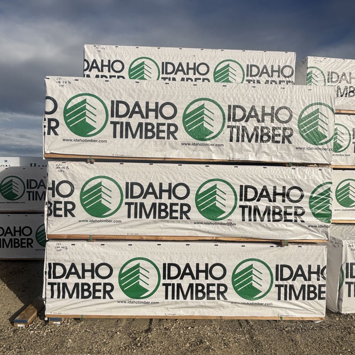 2×4×116-5/8″ #2 kiln-dried Douglas Fir lumber stacked at our Boise lumberyard