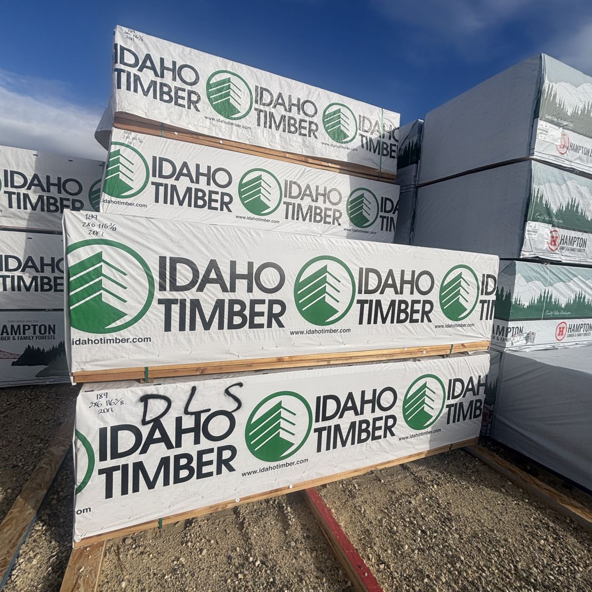 Front view of stacked 2×6-16-5/8″ #2 kiln-dried Douglas Fir lumber at our Boise lumberyard